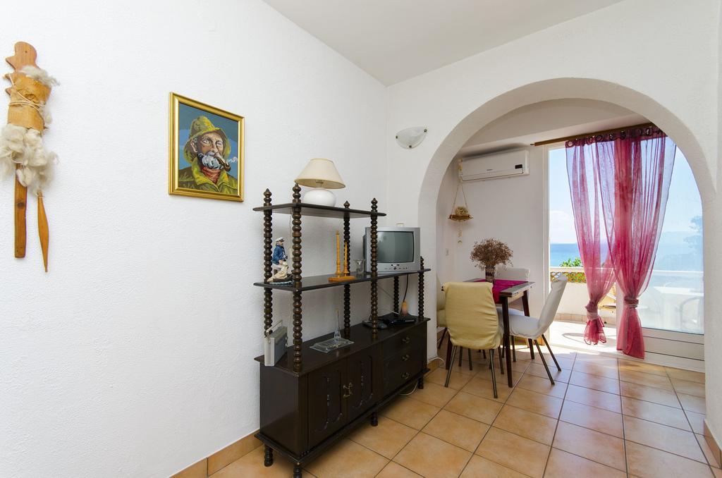 Apartments Jadrana Нови Винодолски Екстериор снимка